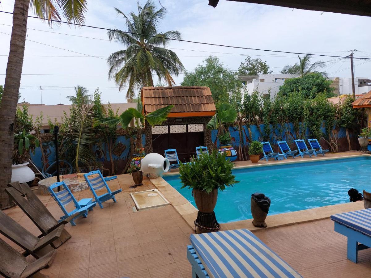 Auberge Khady Saly Portudal Buitenkant foto