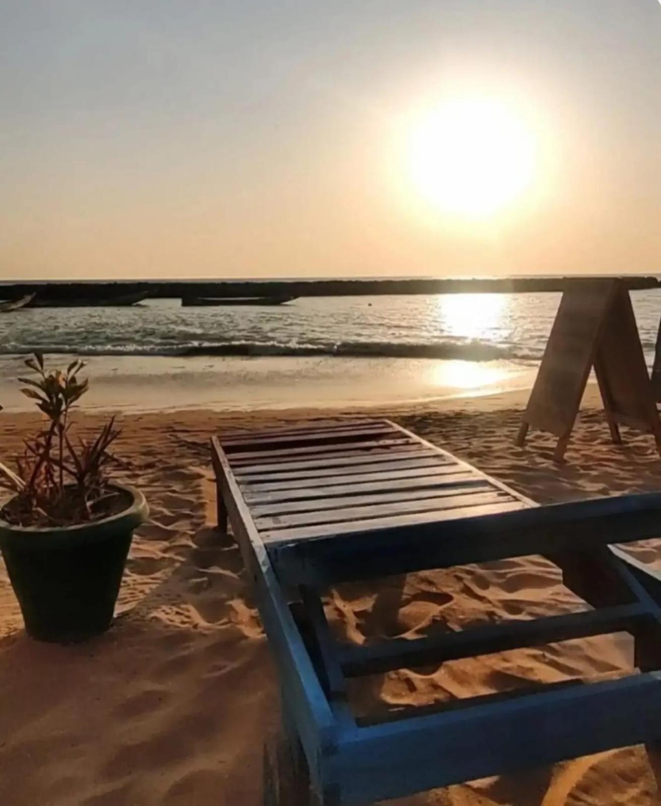 Auberge Khady Saly Portudal Buitenkant foto