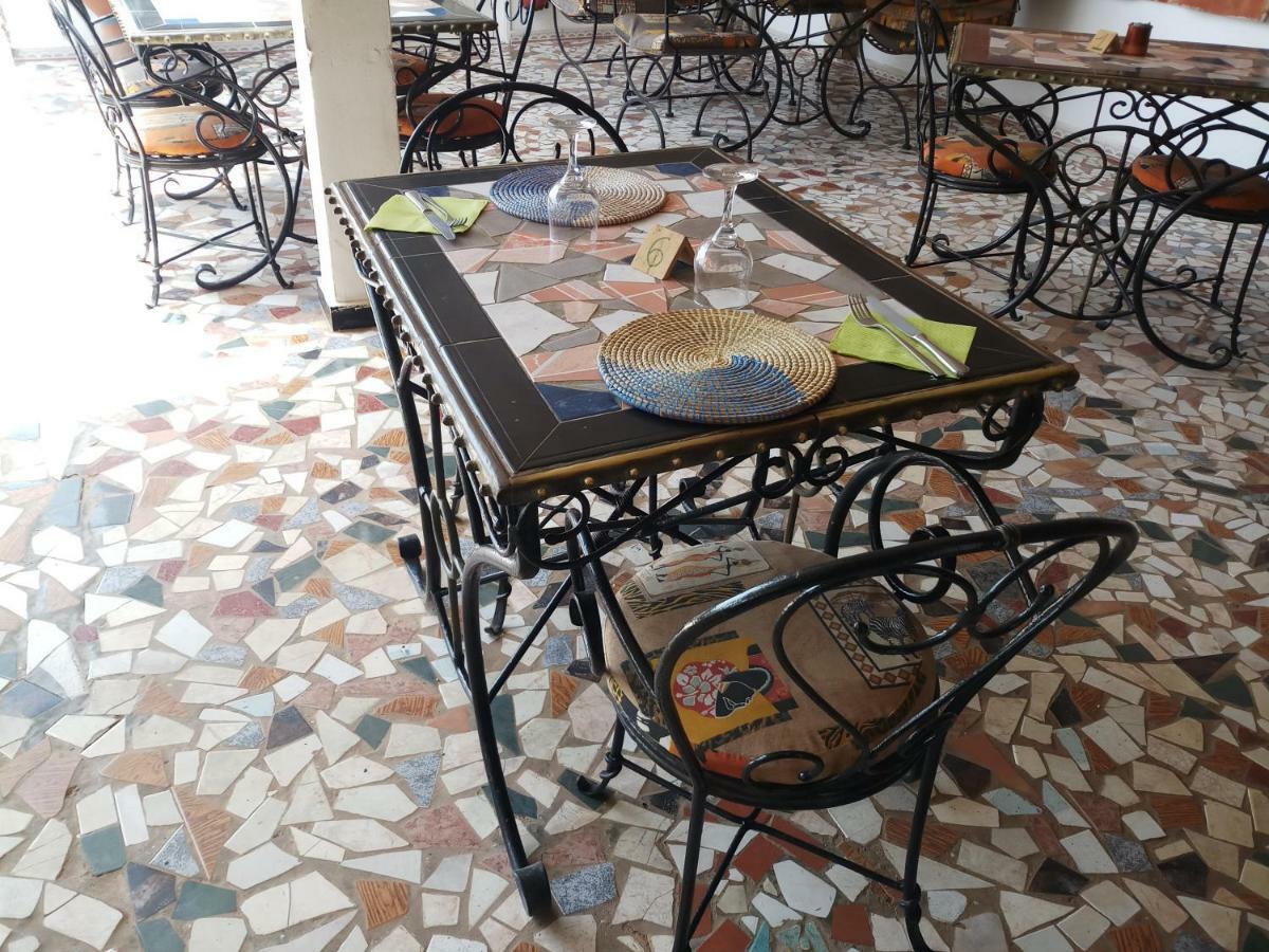 Auberge Khady Saly Portudal Buitenkant foto
